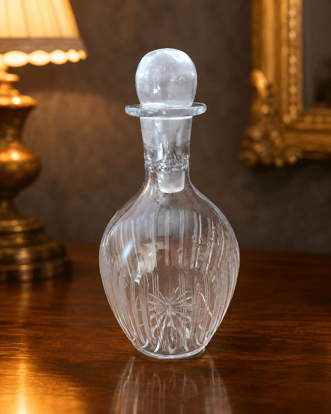 Licoreira Vintage de Cristal Lapidado com Tampa